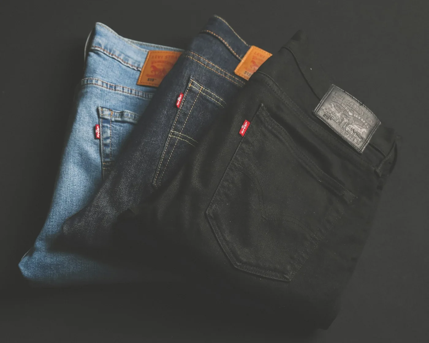 Folded jeans in contrasting denim washes